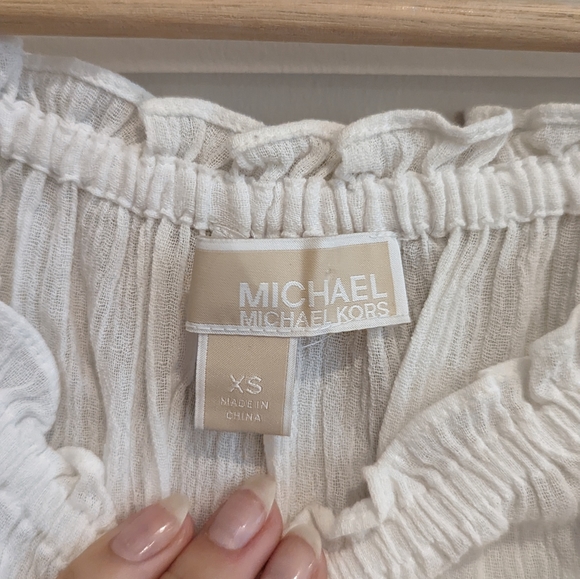 Cream Peasant Blouse - Picture 3 of 3